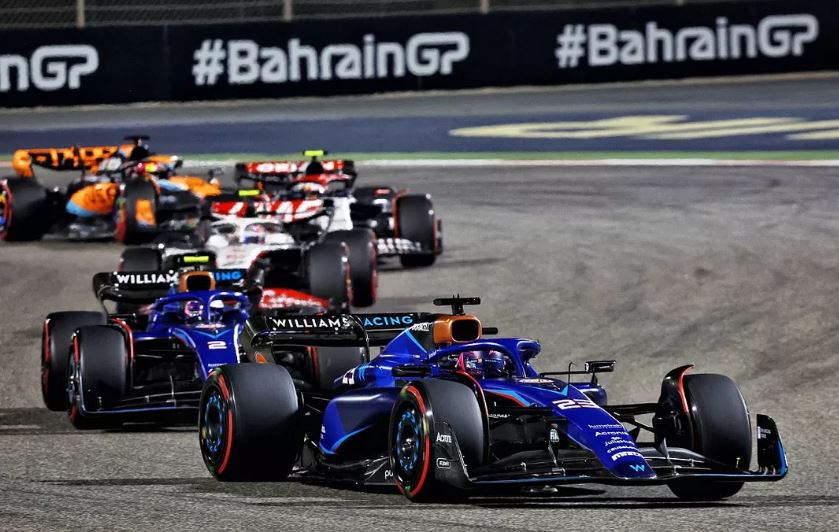 แอสตันมาร์ตินก้าวไป