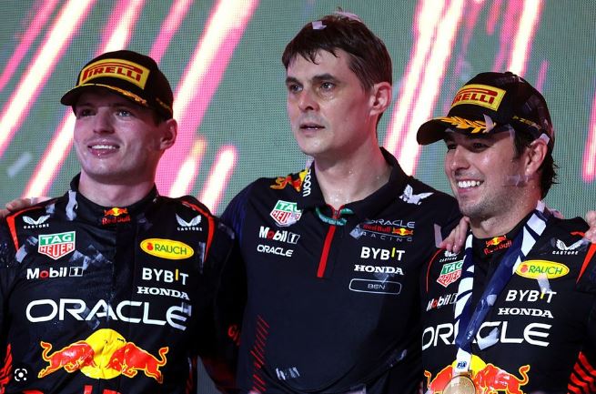 เปเรซจะไม่ล้มลง