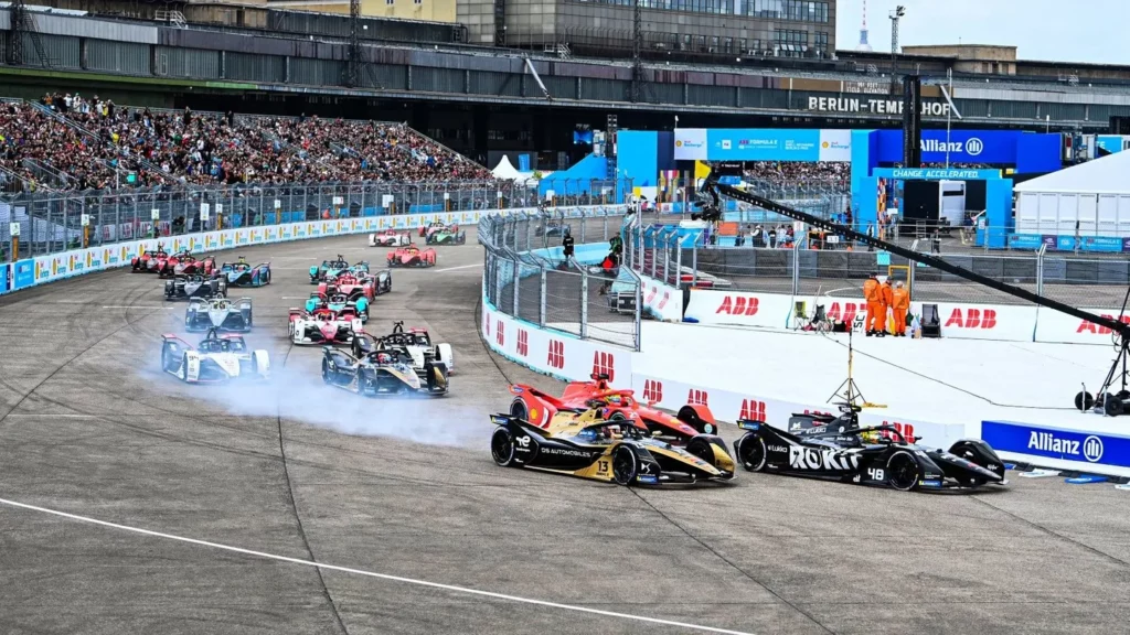 แข่งชิงแชมป์โลก