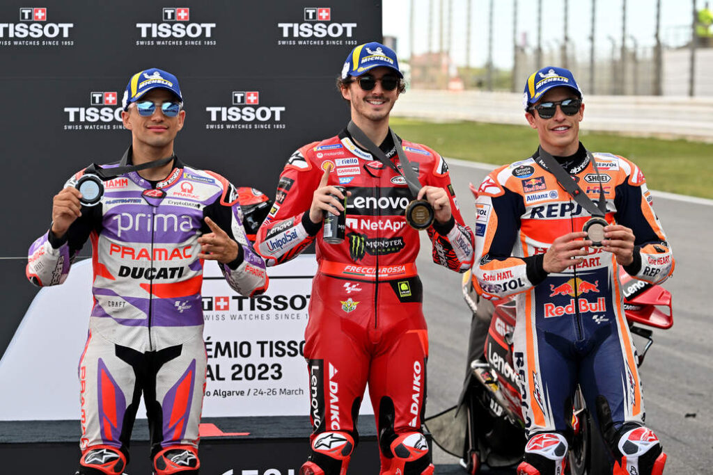 สถานะการเล่น