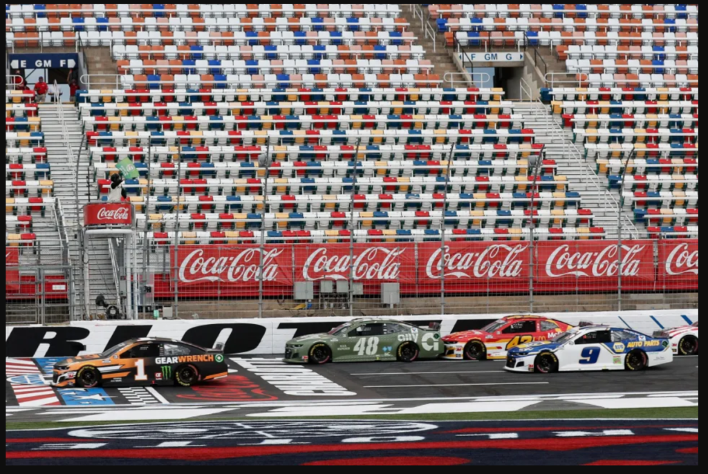 ผู้เล่นตัวจริง