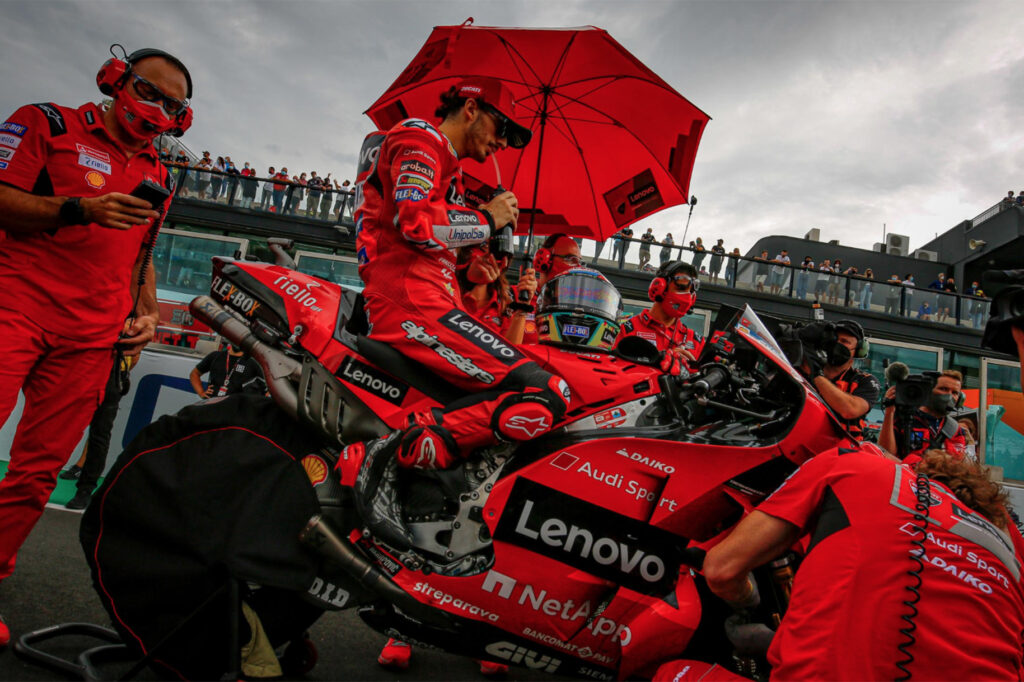 เสริมผู้นําแชมป์