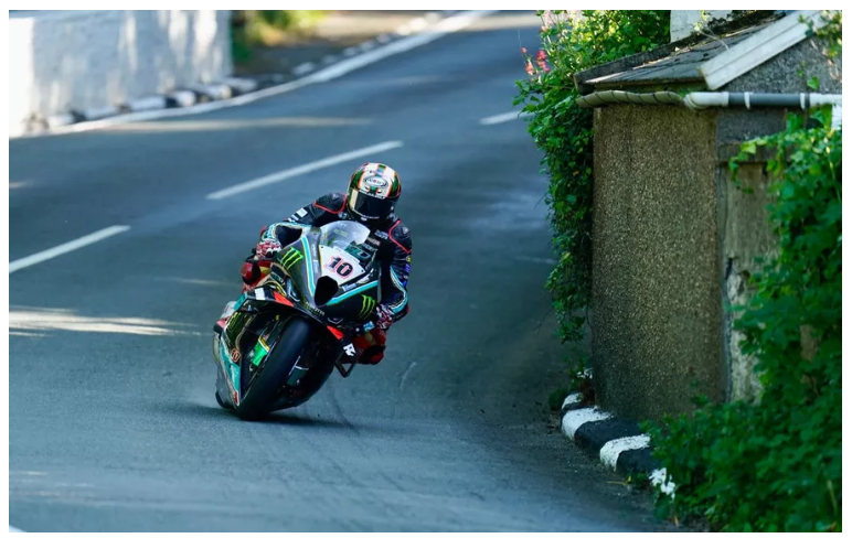 คว้าชัยในอาชีพ