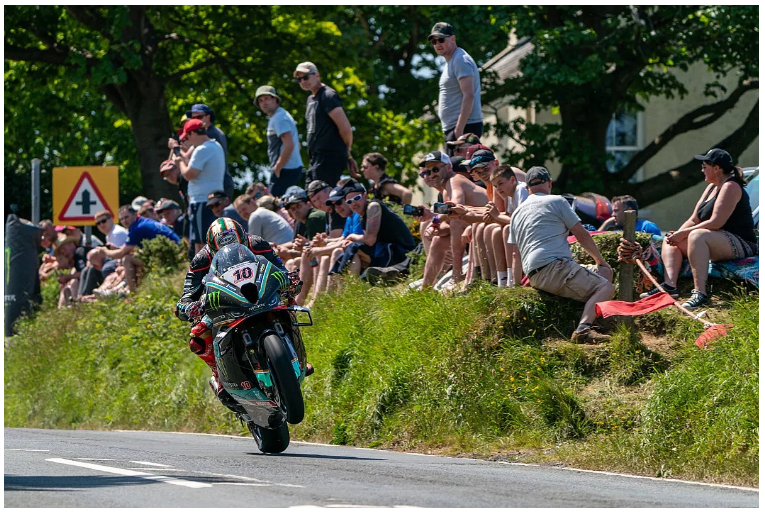 ปฏิเสธประวัติ